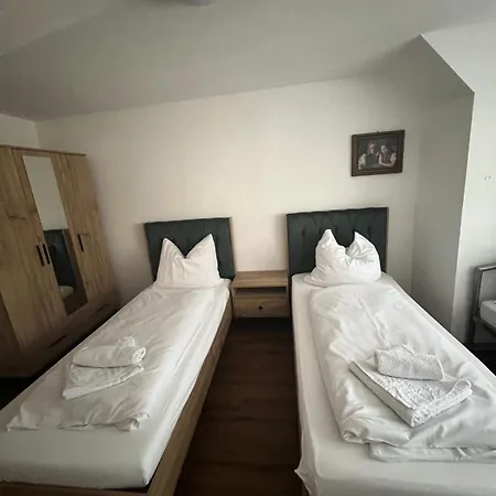 Apartment Era *